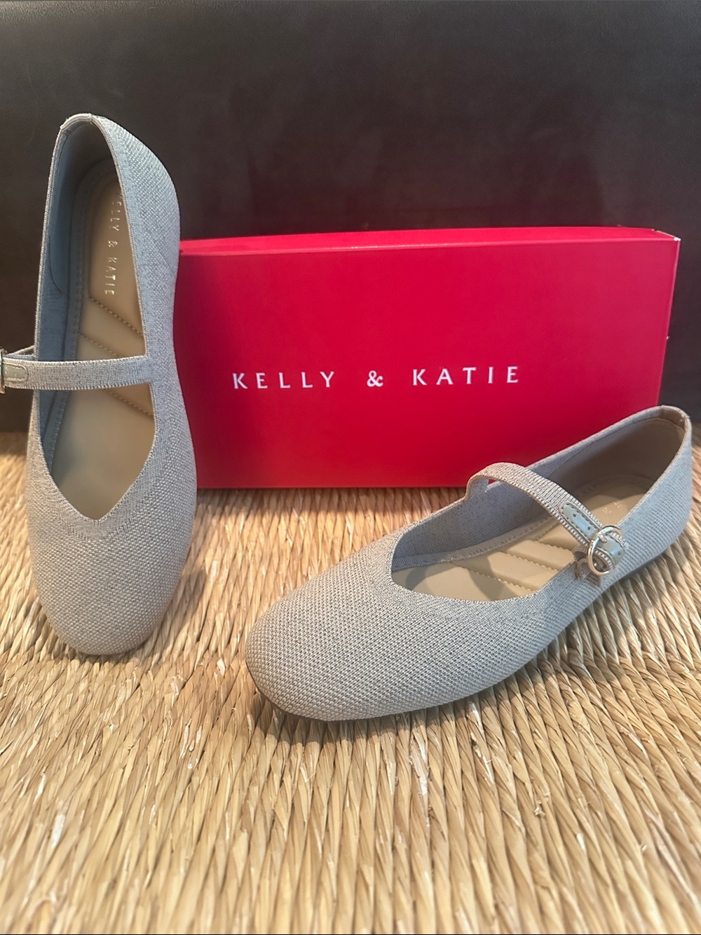 Kelly & Katie Tajah Light Tan Mary Jane Flats size 7.5